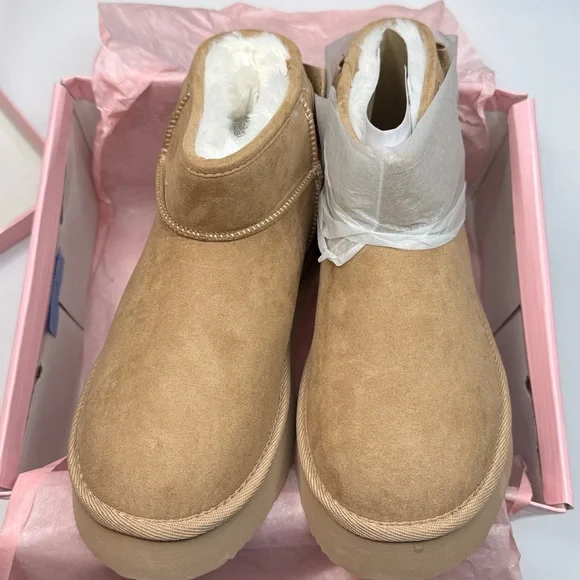 Juicy Couture WOMEN'S OLDEN FUR BOOTIES - Picture 2 of 8